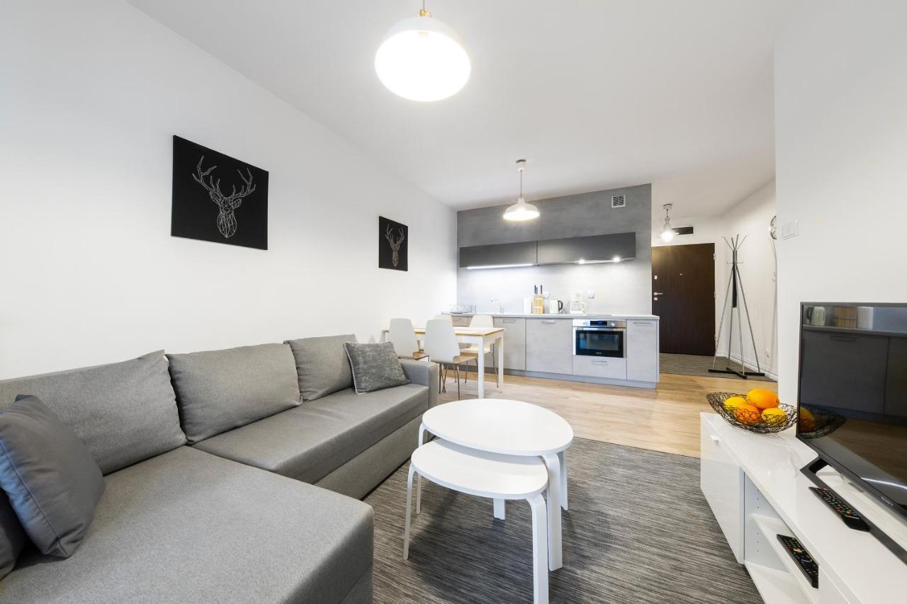Blue Mare Black Deer Polanki 350 M Baltic Apartment Kolobrzeg