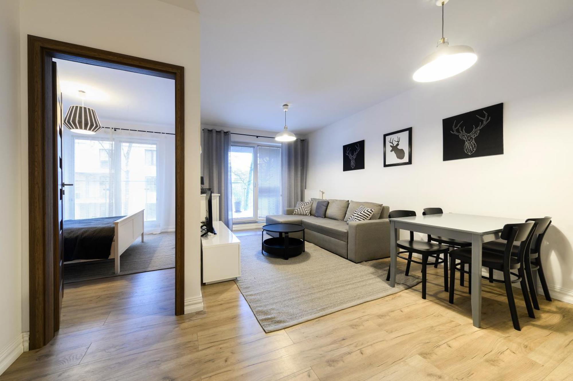 Blue Mare Black Deer Polanki 350 M Baltic Apartment